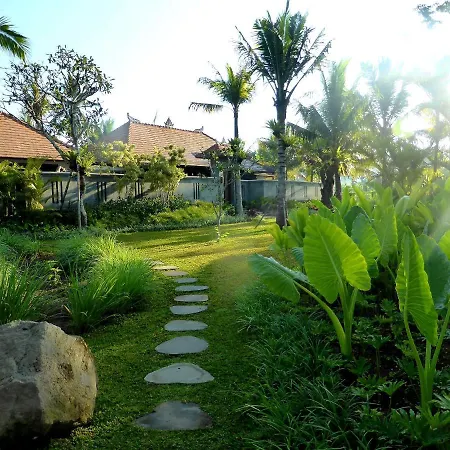 Villa & Farm For 5, Near Sidemen W/ Mt. Agung View Selat Exterior photo