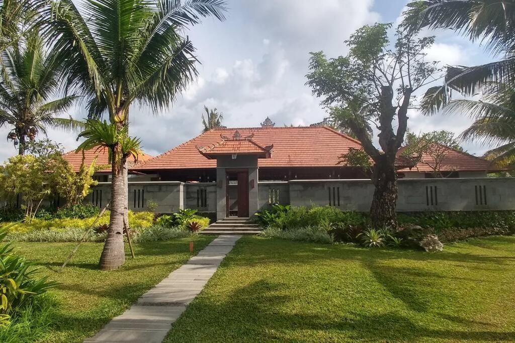 Villa & Farm For 5, Near Sidemen W/ Mt. Agung View